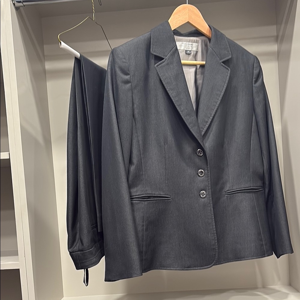 Tahari ASL Gray Tailored Pantsuit